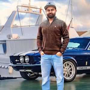 Meet your Posher, Parminder